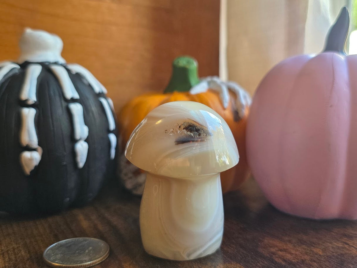 Agate mushroom carving