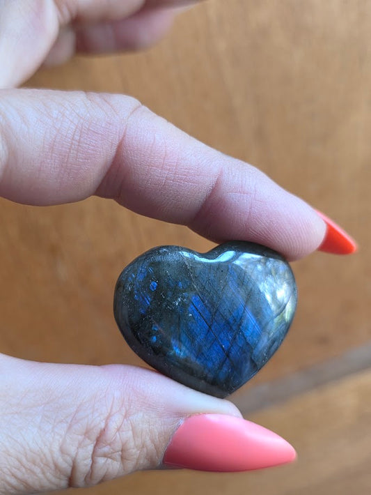 Labradorite heart (pull for 1)